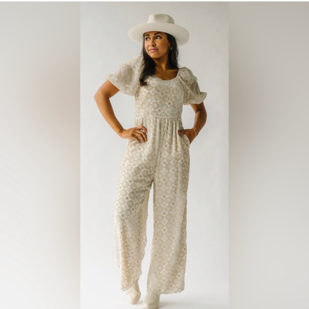 Piper & Scoot The Raceland Velvet Detail Jumpsuit in Taupe Size Large Women’s